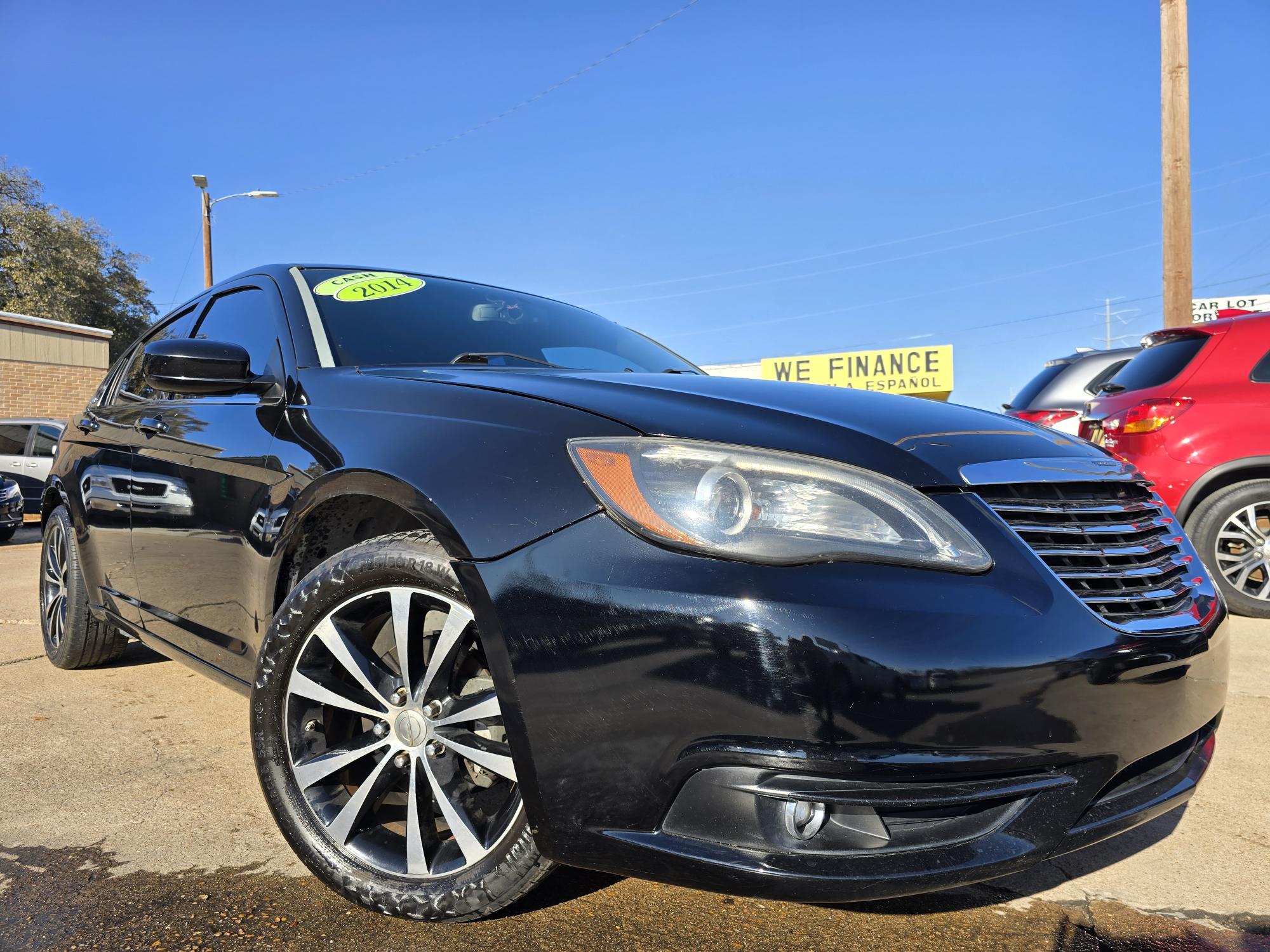 photo of 2014 Chrysler 200 Touring Sedan