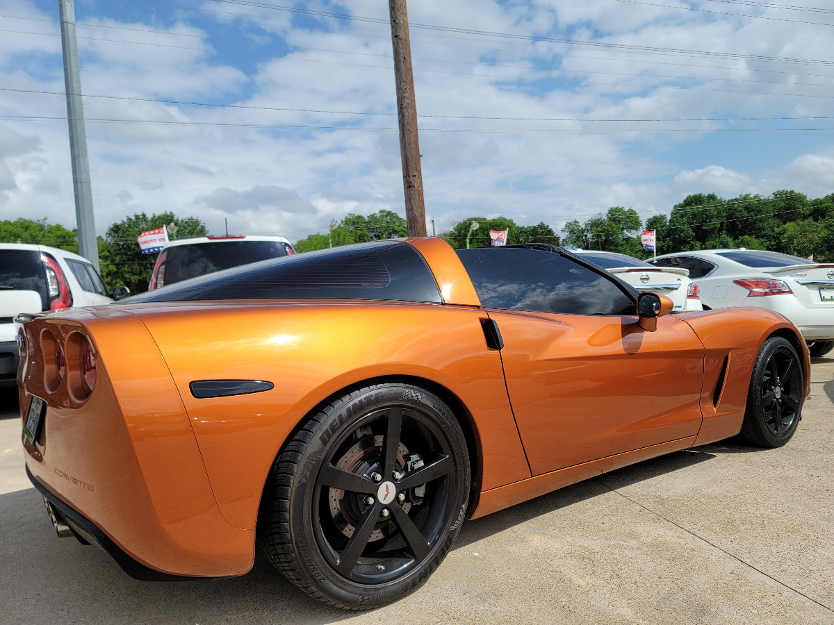 2008 SUNSET ORANGE /CASHMERE Chevrolet Corvette (1G1YY26W585) with an 6.2L V8 OHV 16V engine, AUTO transmission, located at 2660 S.Garland Avenue	, Garland, TX, 75041, (469) 298-3118, 32.885387, -96.656776 - VERY FAST, VERY CLEAN, LOW MILE 2008 CORVETTE COUPE! MUST SEE! GM PERFORMANCE PARTS LS3 "HOT CAM" KIT VERARAM COLD AIR INTAKE KOOKS STAINLESS STEEL LONG TUBE HEADERS KOOKS HIGH FLOW MID-PIPE BILLY BOAT CATBACK EXHAUST SYSTEM PERFORMANCE TUNED OEM WHEELS POWDER COATED GLOSS BLACK JAKE SKULL - Photo #3
