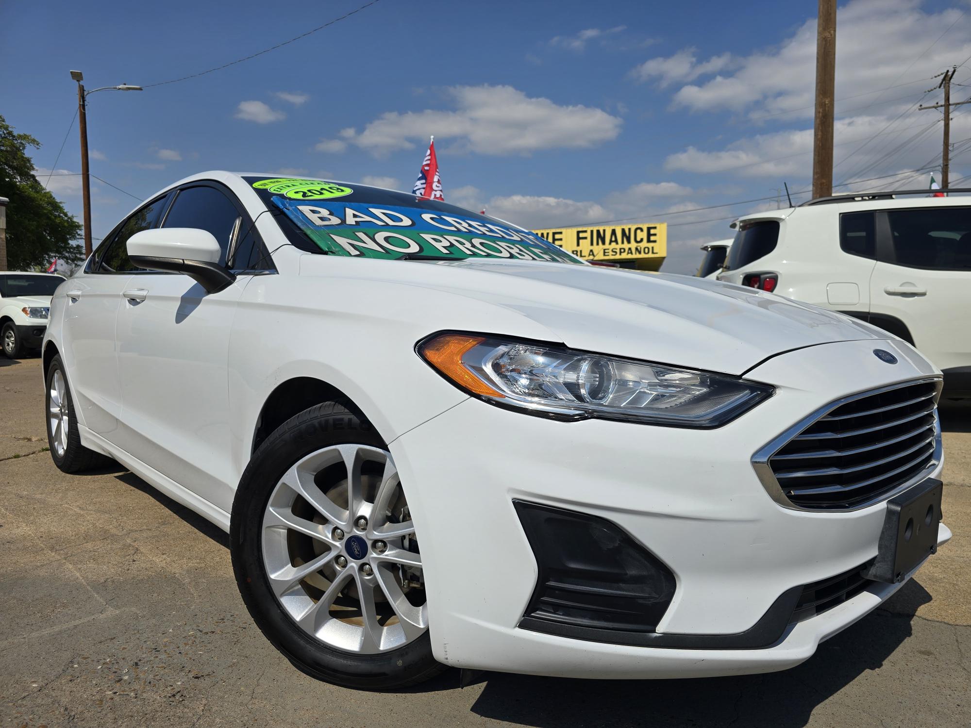 photo of 2019 Ford Fusion SE Sedan