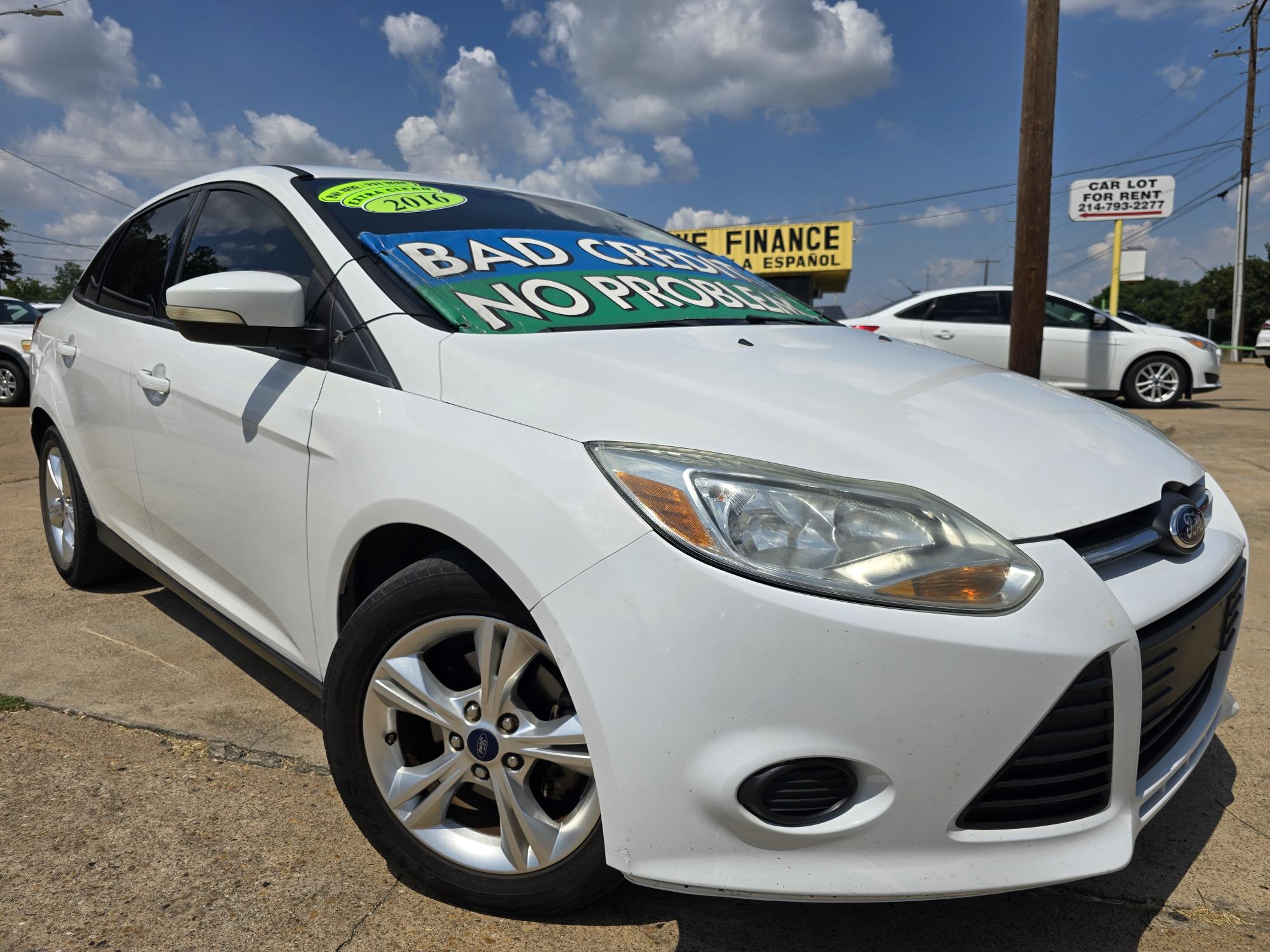 photo of 2013 Ford Focus SE Sedan