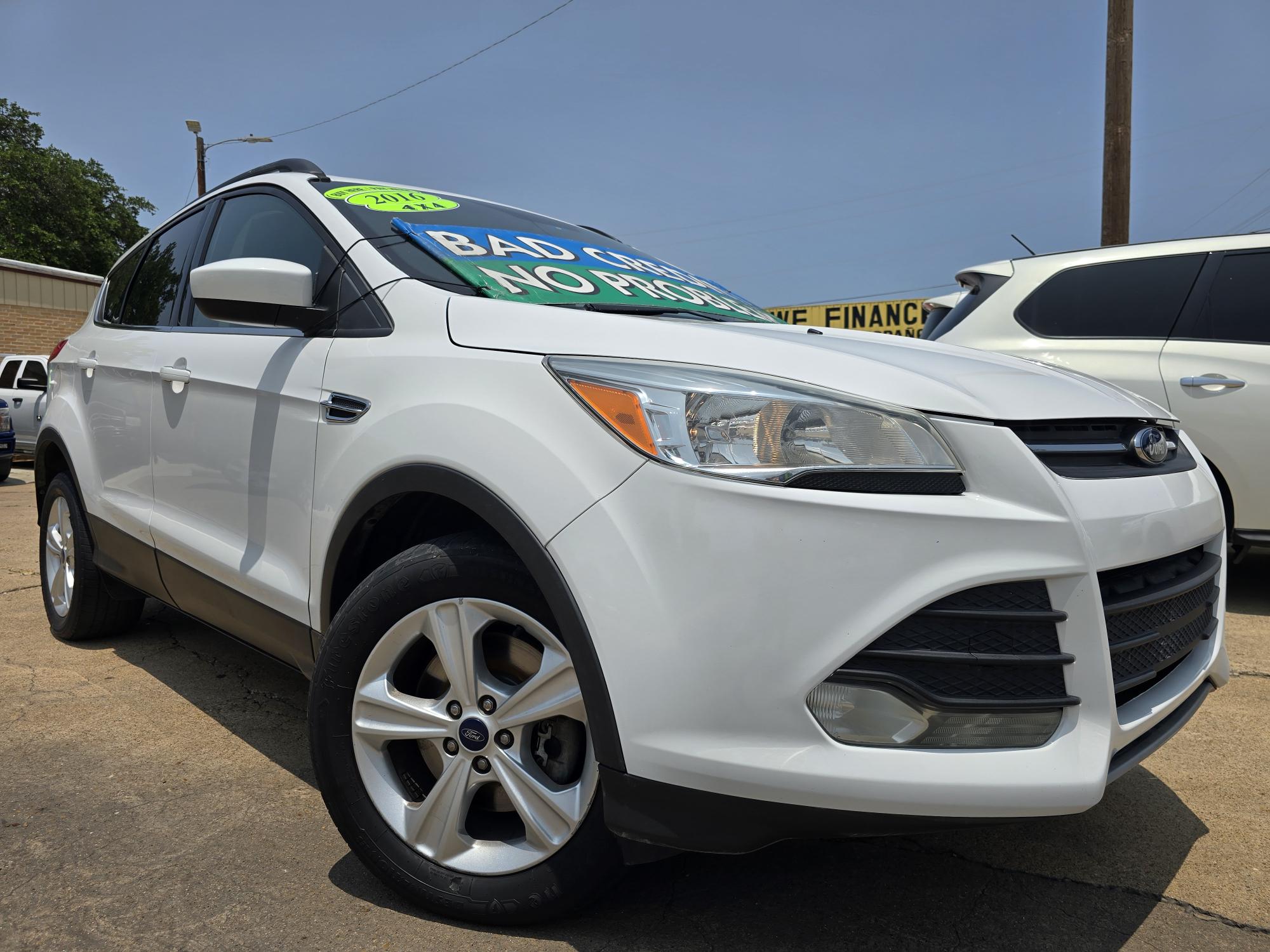 photo of 2016 Ford Escape SE 4WD Sport Utility