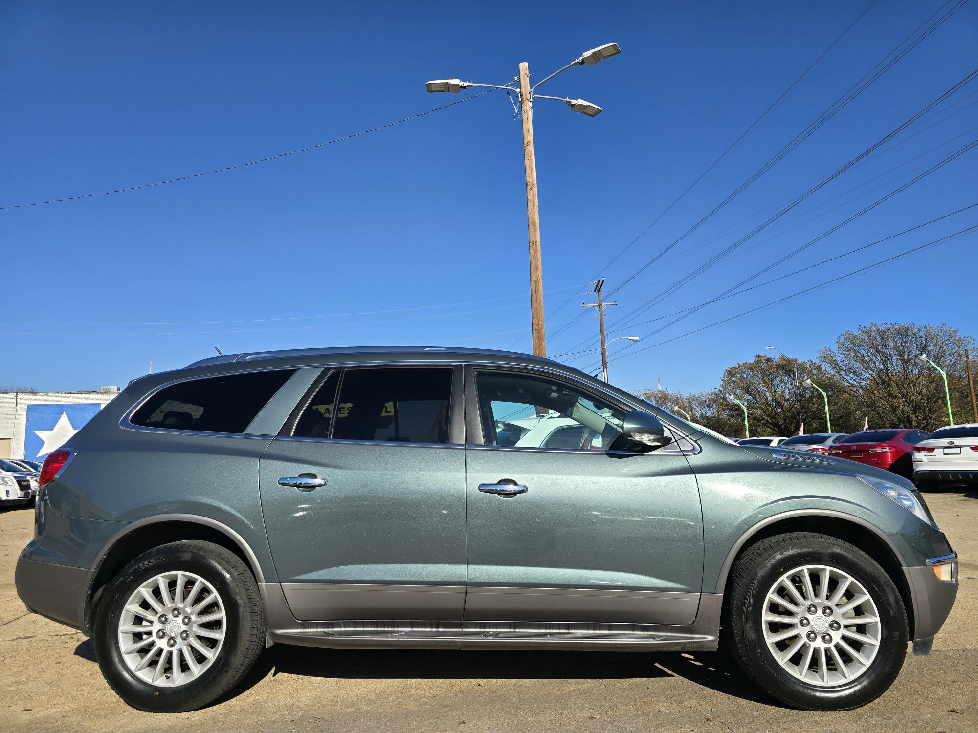 photo of 2010 Buick Enclave CXL Sport Utility