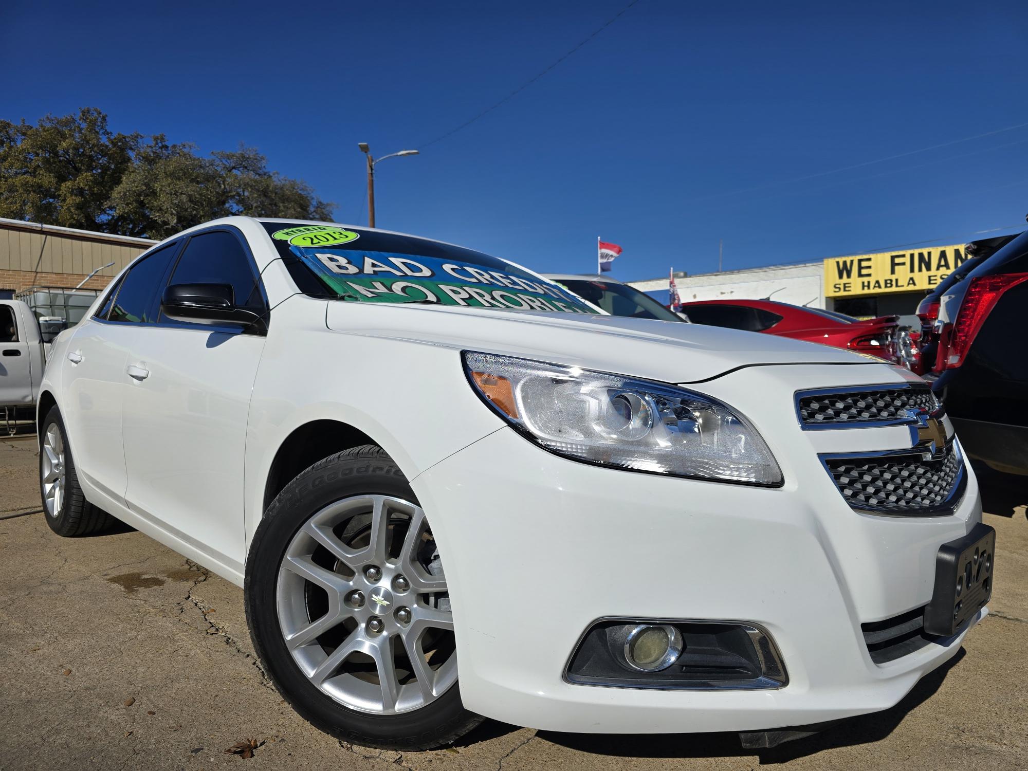 photo of 2013 Chevrolet Malibu Hybrid ECO 2LT Sedan