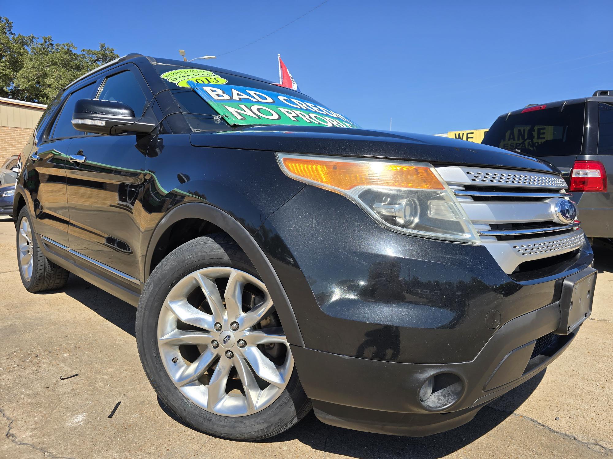 photo of 2013 Ford Explorer XLT Sport Utility