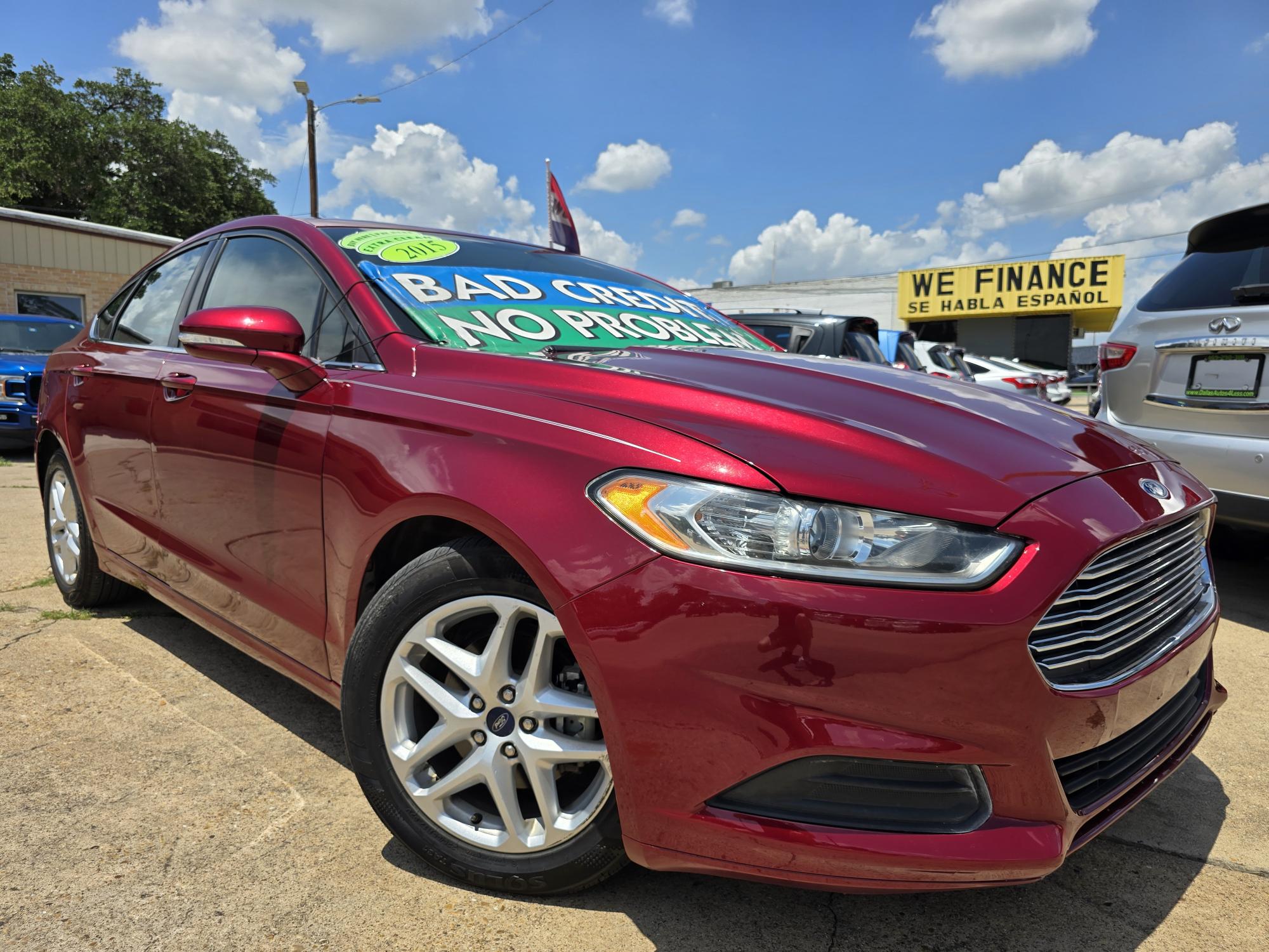 photo of 2015 Ford Fusion SE Sedan