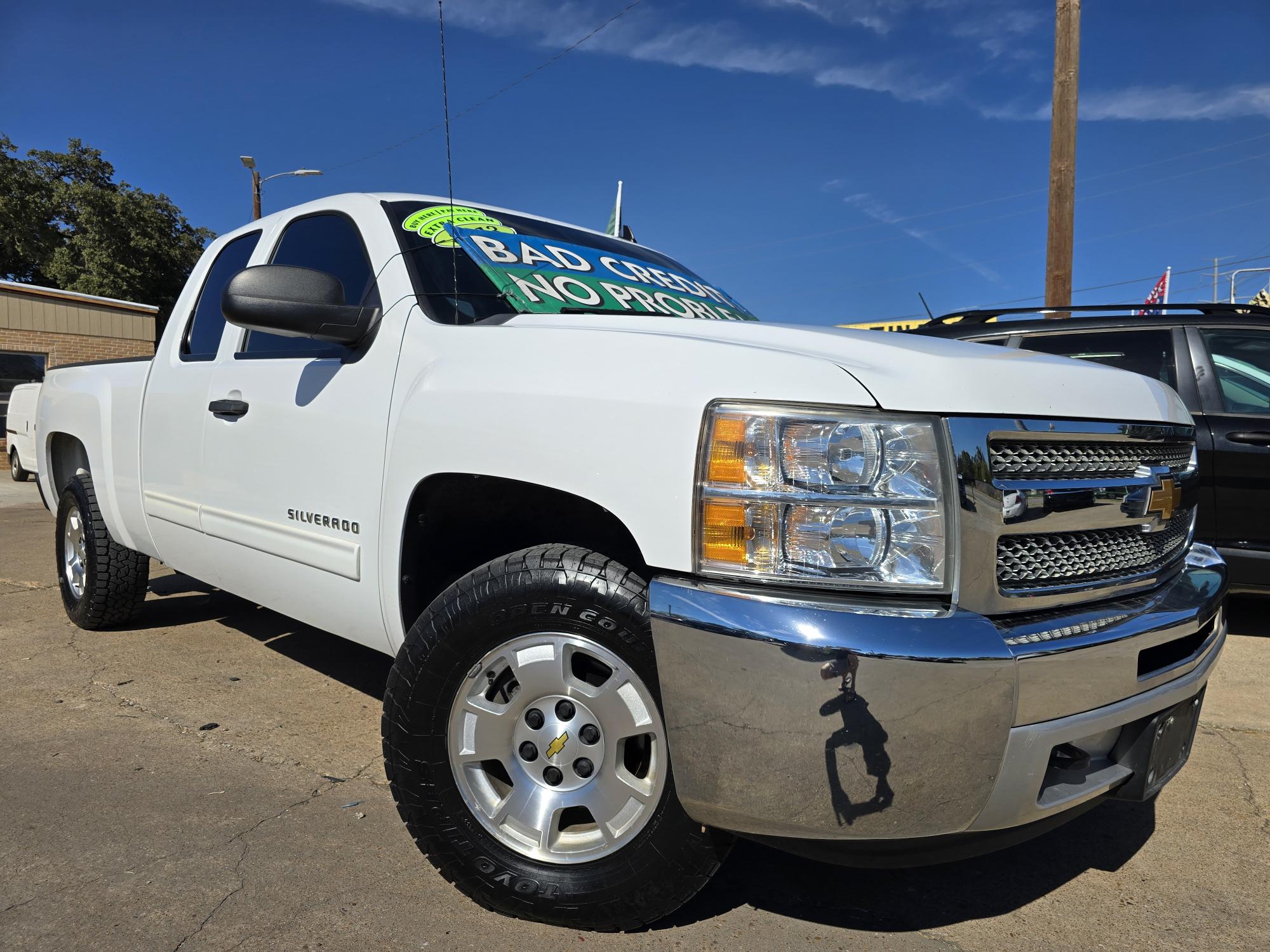 photo of 2013 Chevrolet Silverado 1500 LT Ext. Cab Truck