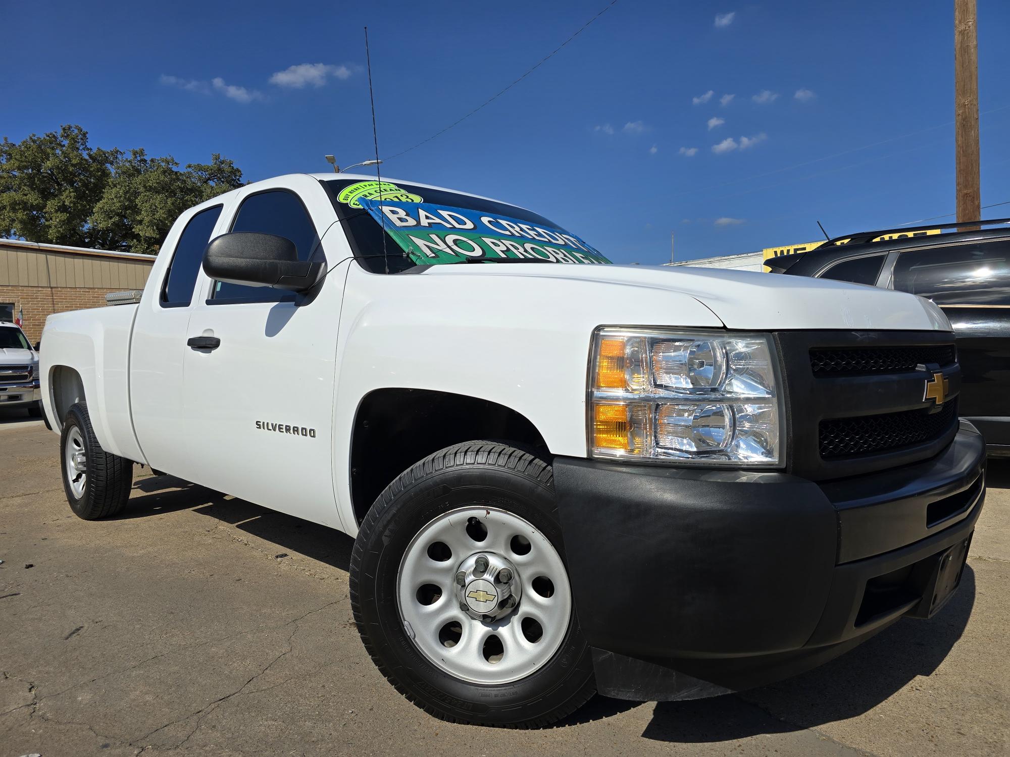 photo of 2013 Chevrolet Silverado 1500 LS Ext. Cab Truck