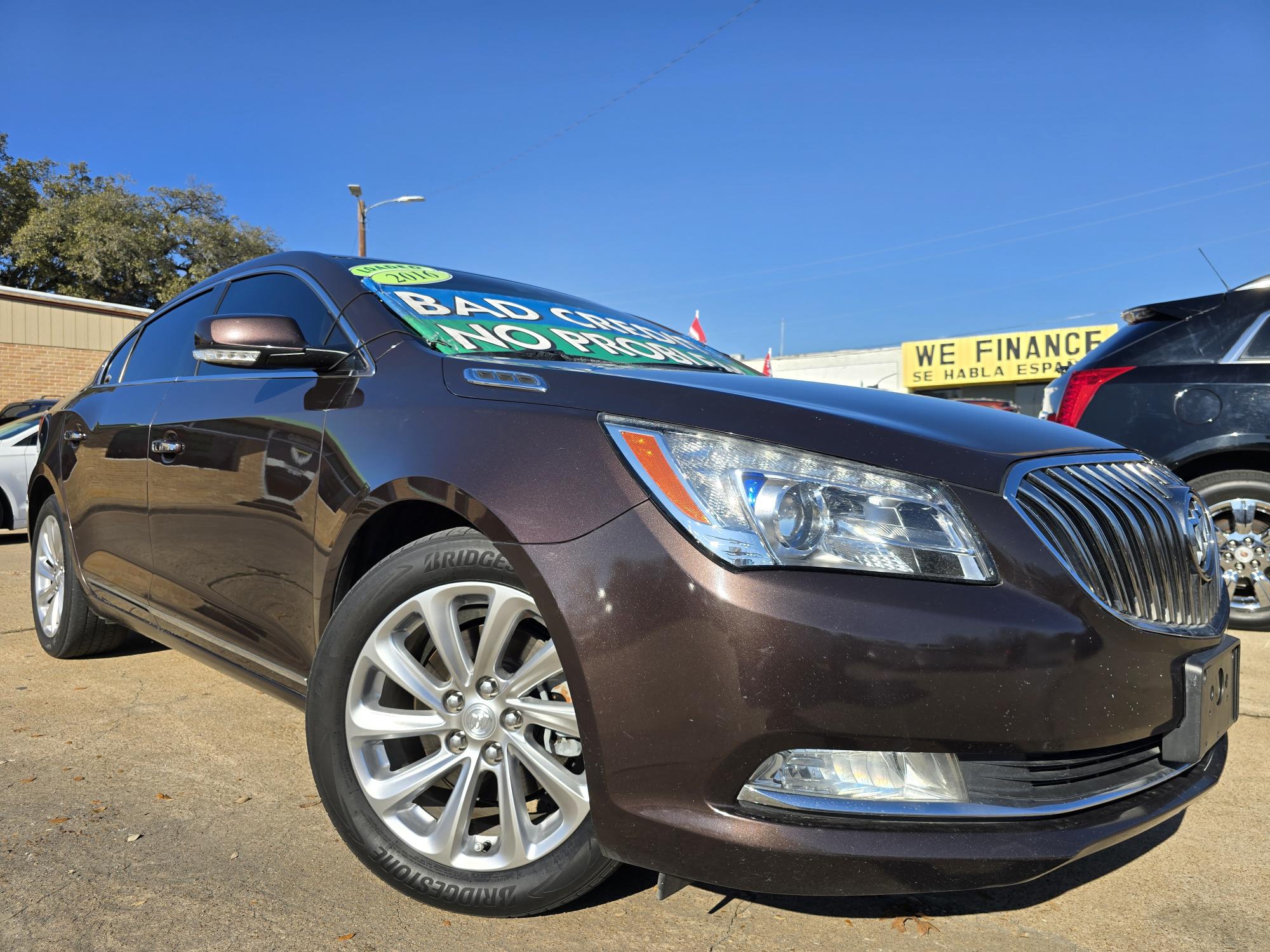 photo of 2016 Buick LaCrosse Leather Package Sedan