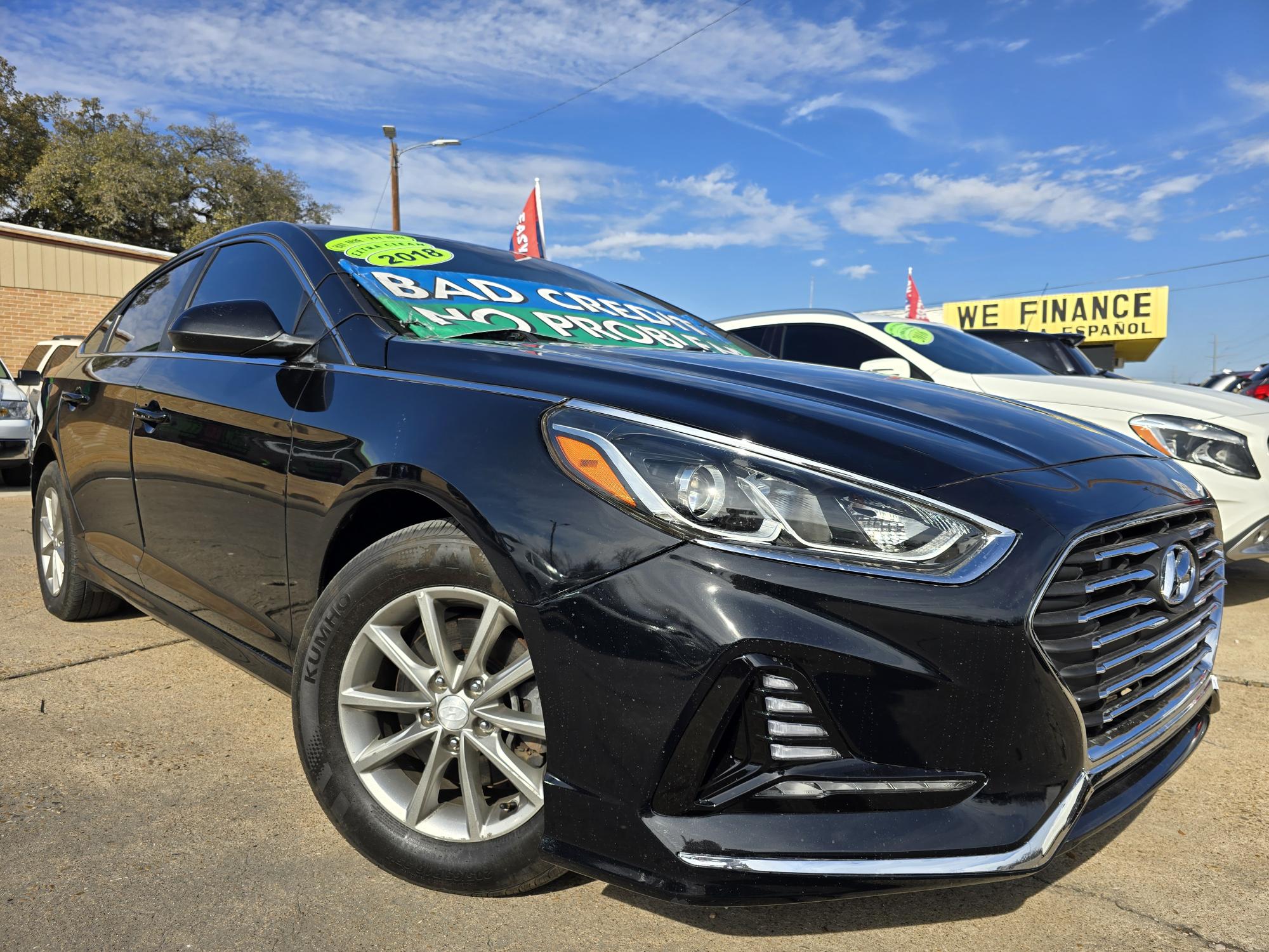 photo of 2018 Hyundai Sonata SE Sedan