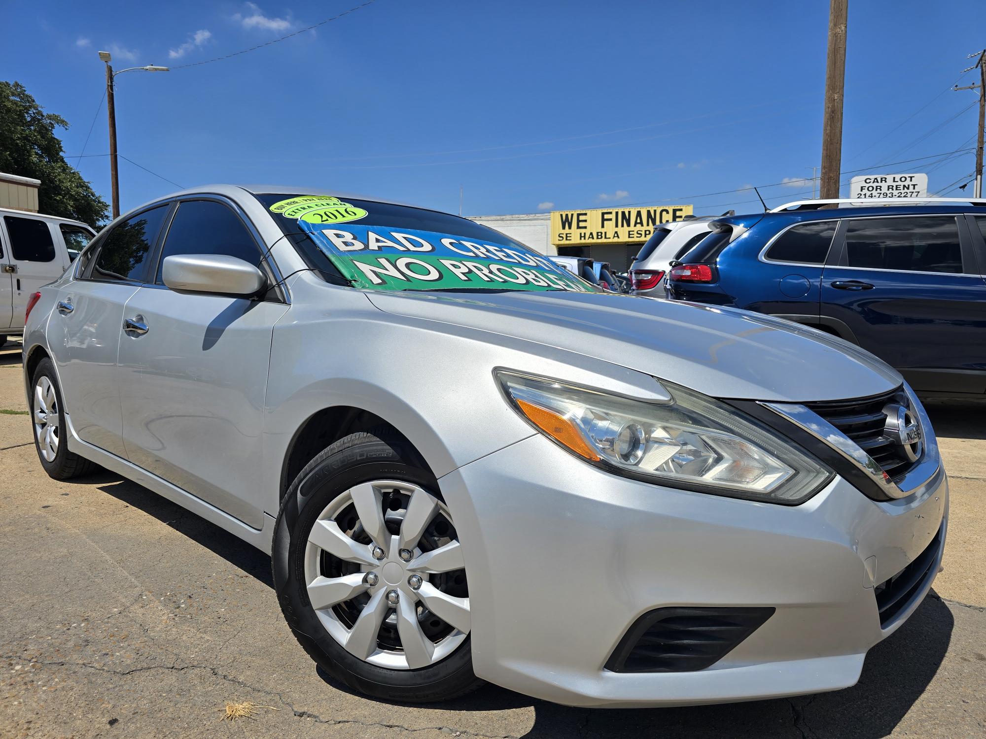 photo of 2016 Nissan Altima 2.5 S Sedan