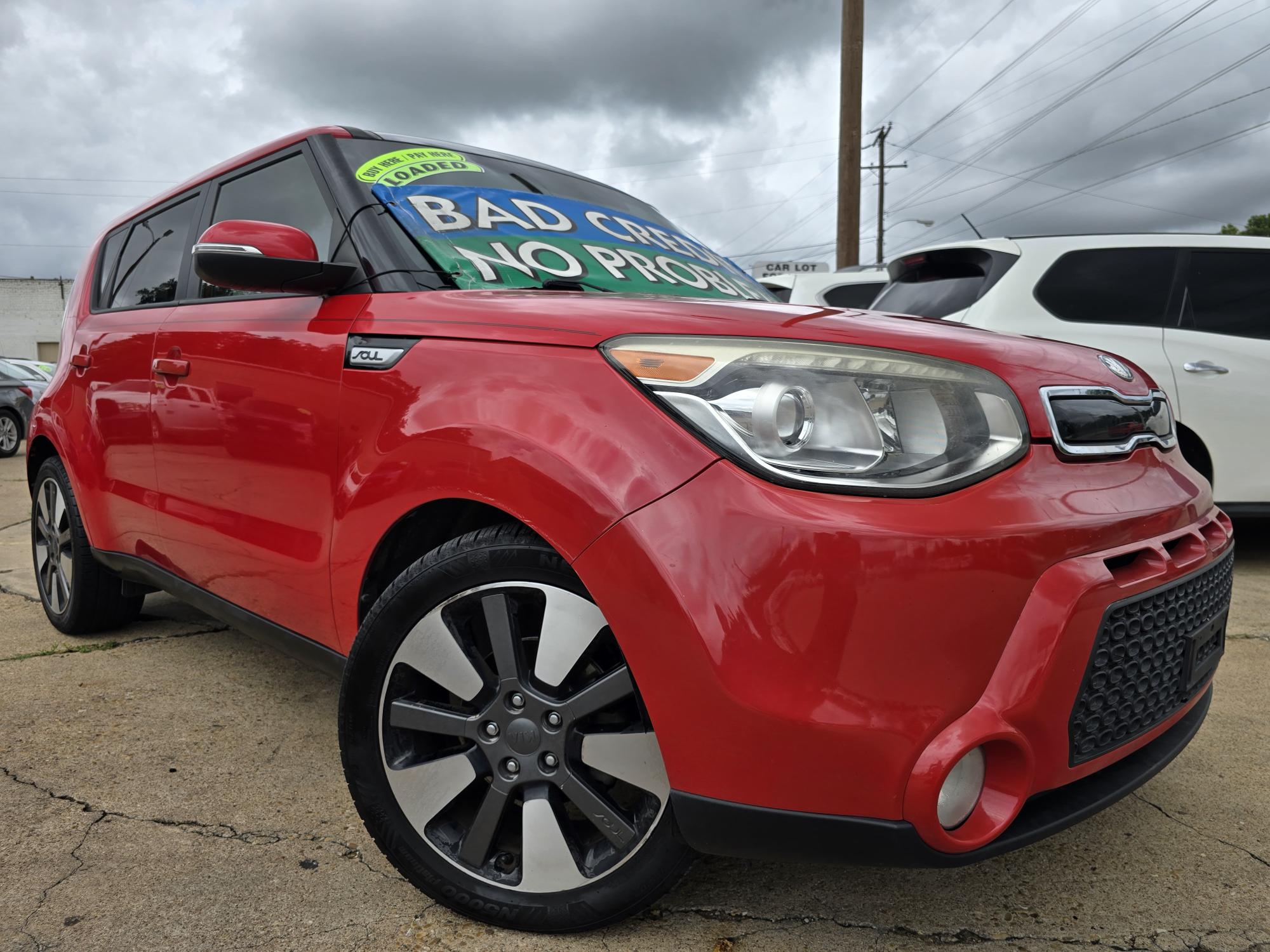 photo of 2014 Kia Soul ! Hatchback