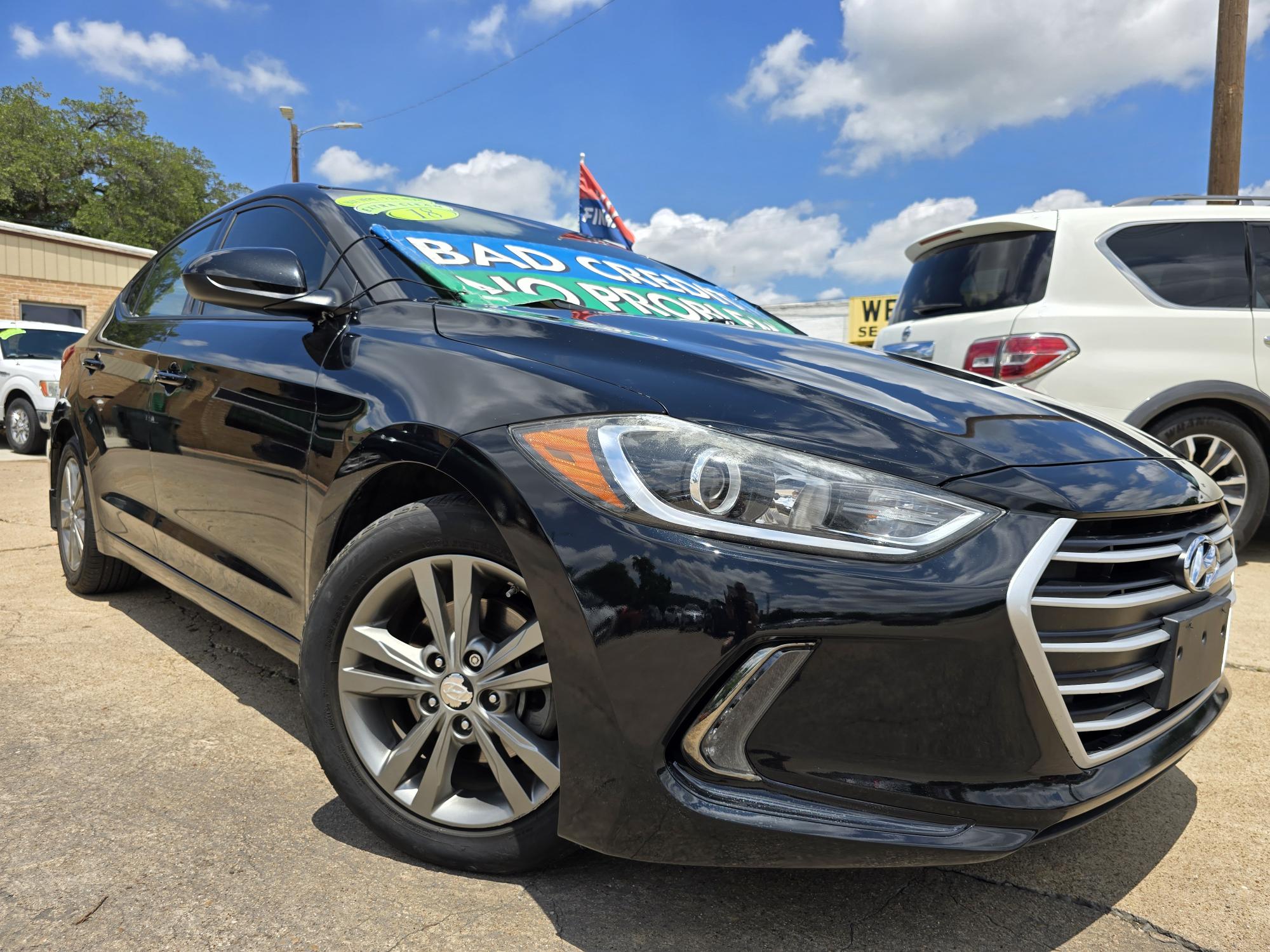 photo of 2018 Hyundai Elantra Limited Sedan