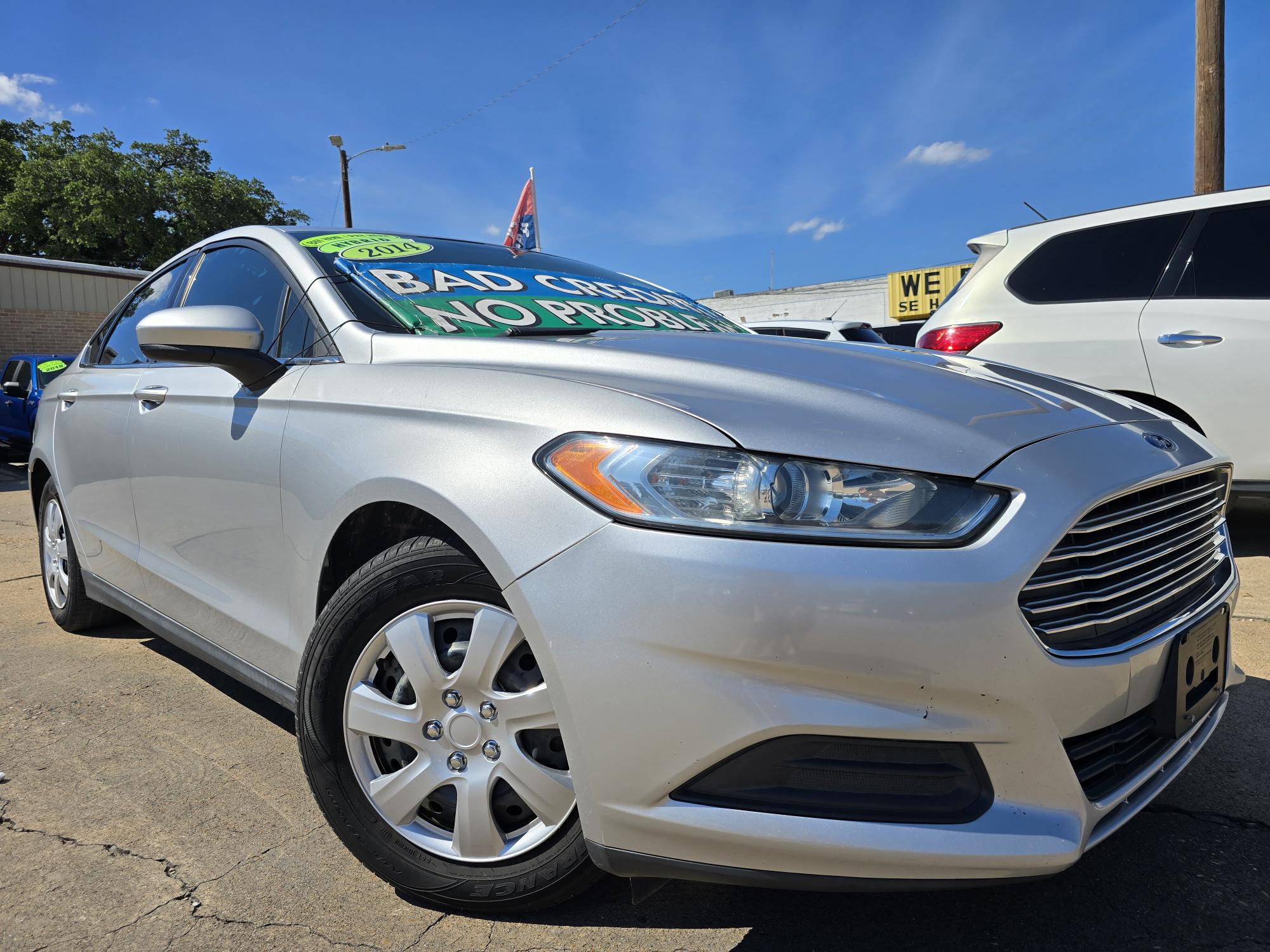 photo of 2014 Ford Fusion S Sedan