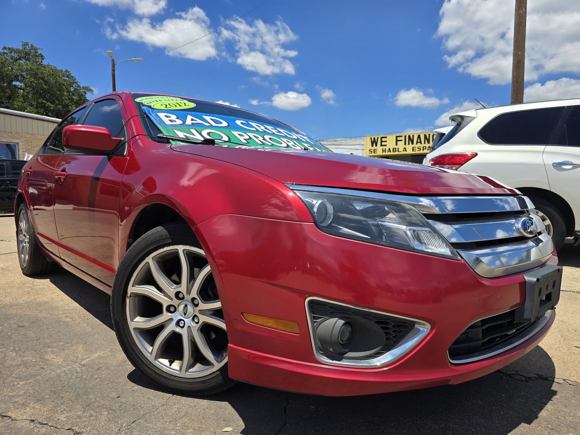 photo of 2012 Ford Fusion SE Sedan
