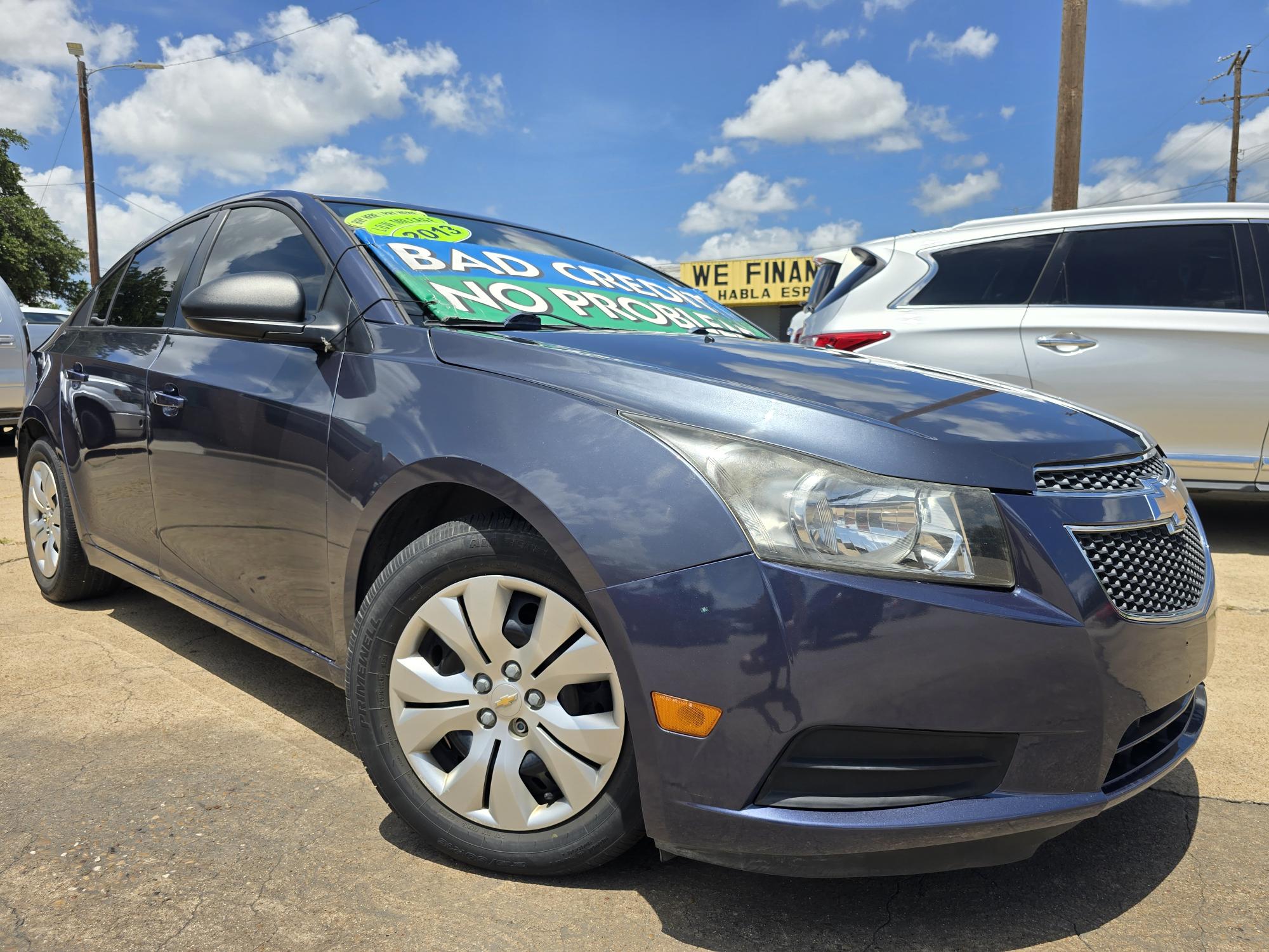 photo of 2013 Chevrolet Cruze LS Sedan