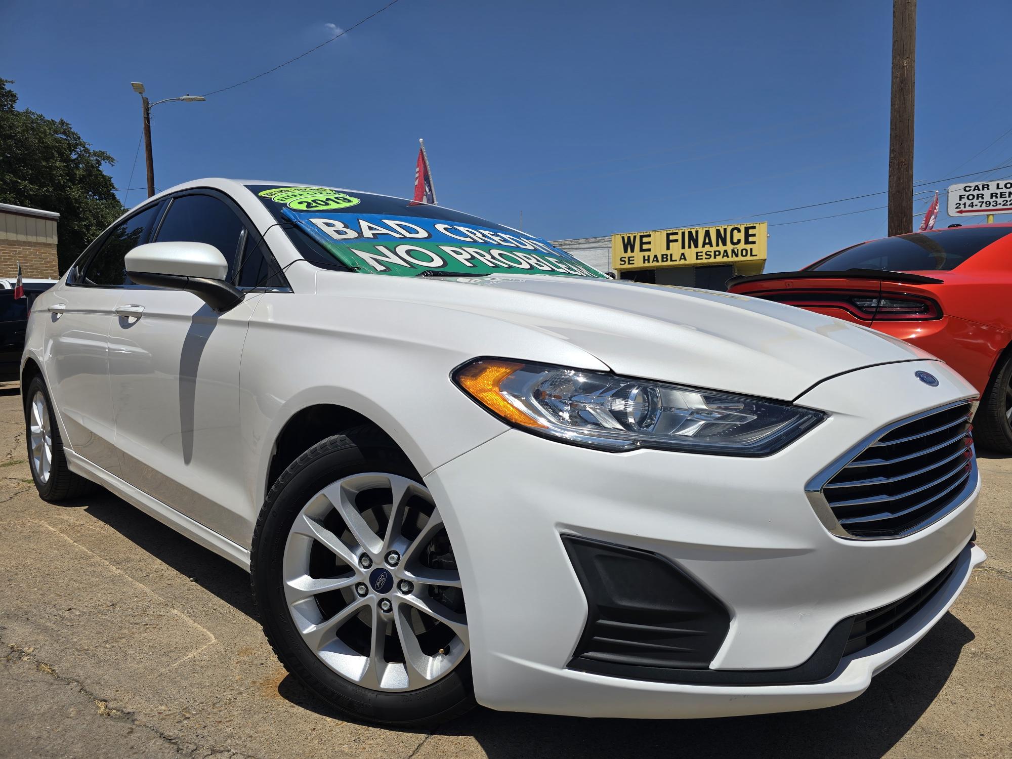 photo of 2019 Ford Fusion SE Sedan