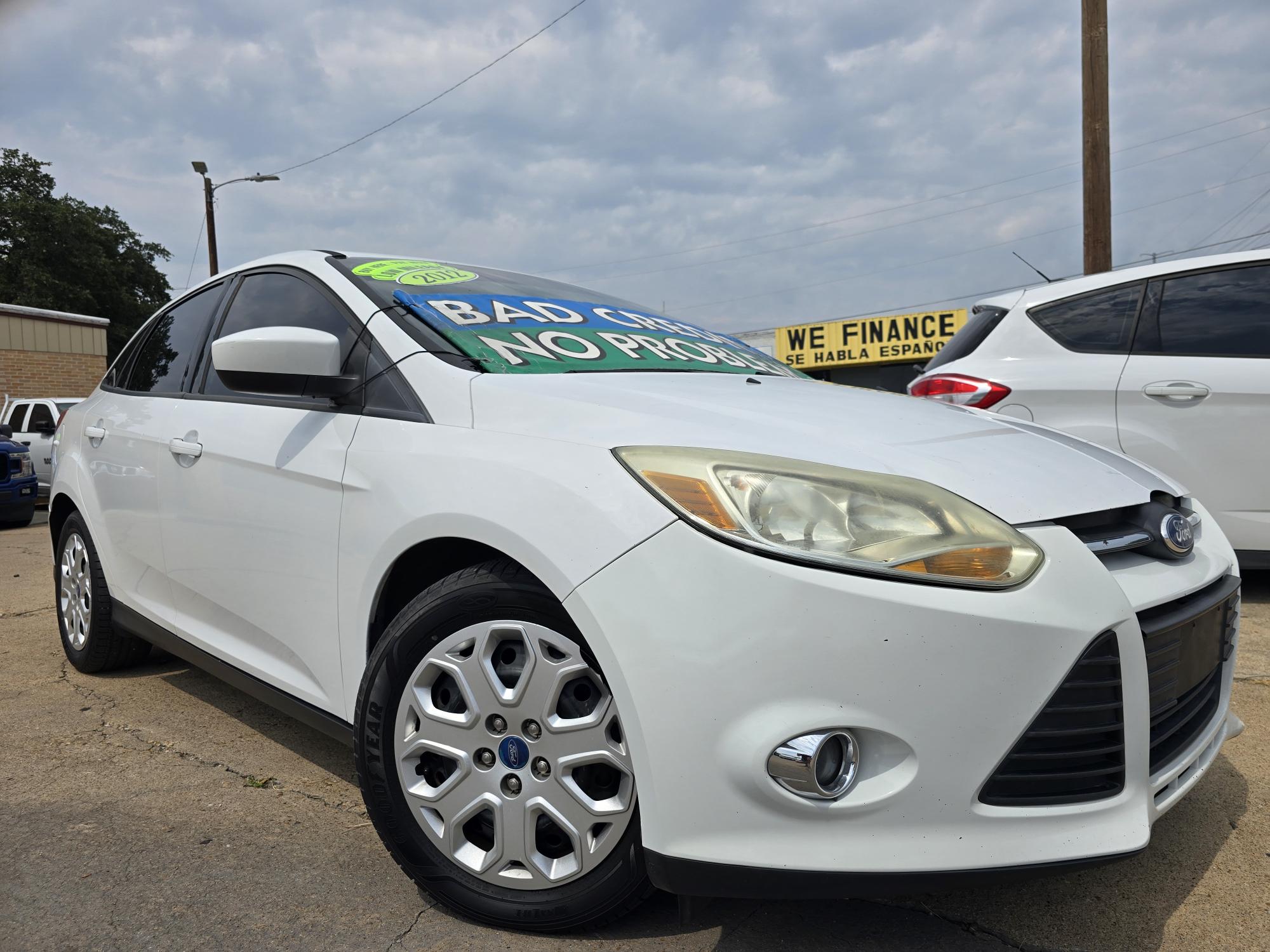 photo of 2012 Ford Focus SE Sedan