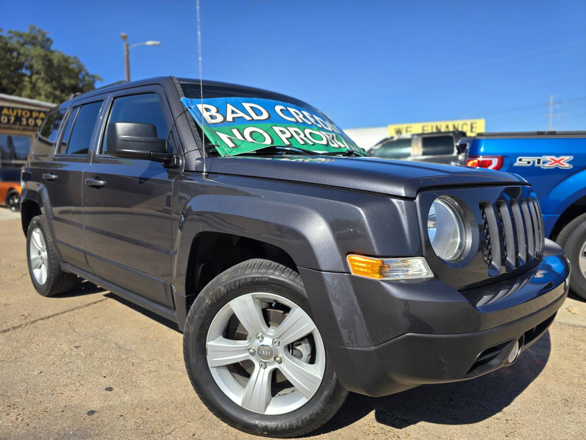 photo of 2016 Jeep Patriot Latitude Sport Utility
