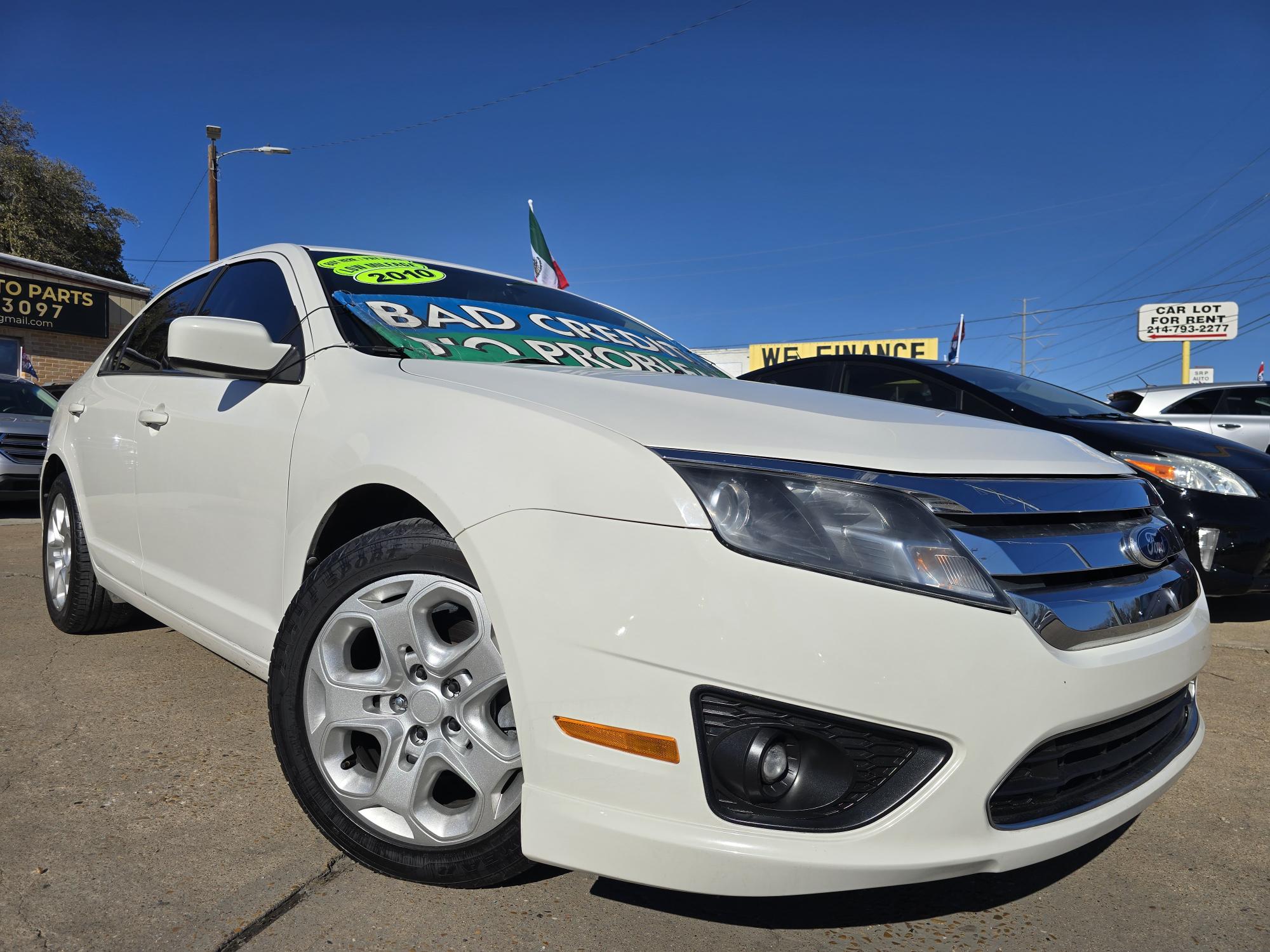 photo of 2010 Ford Fusion SE Sedan