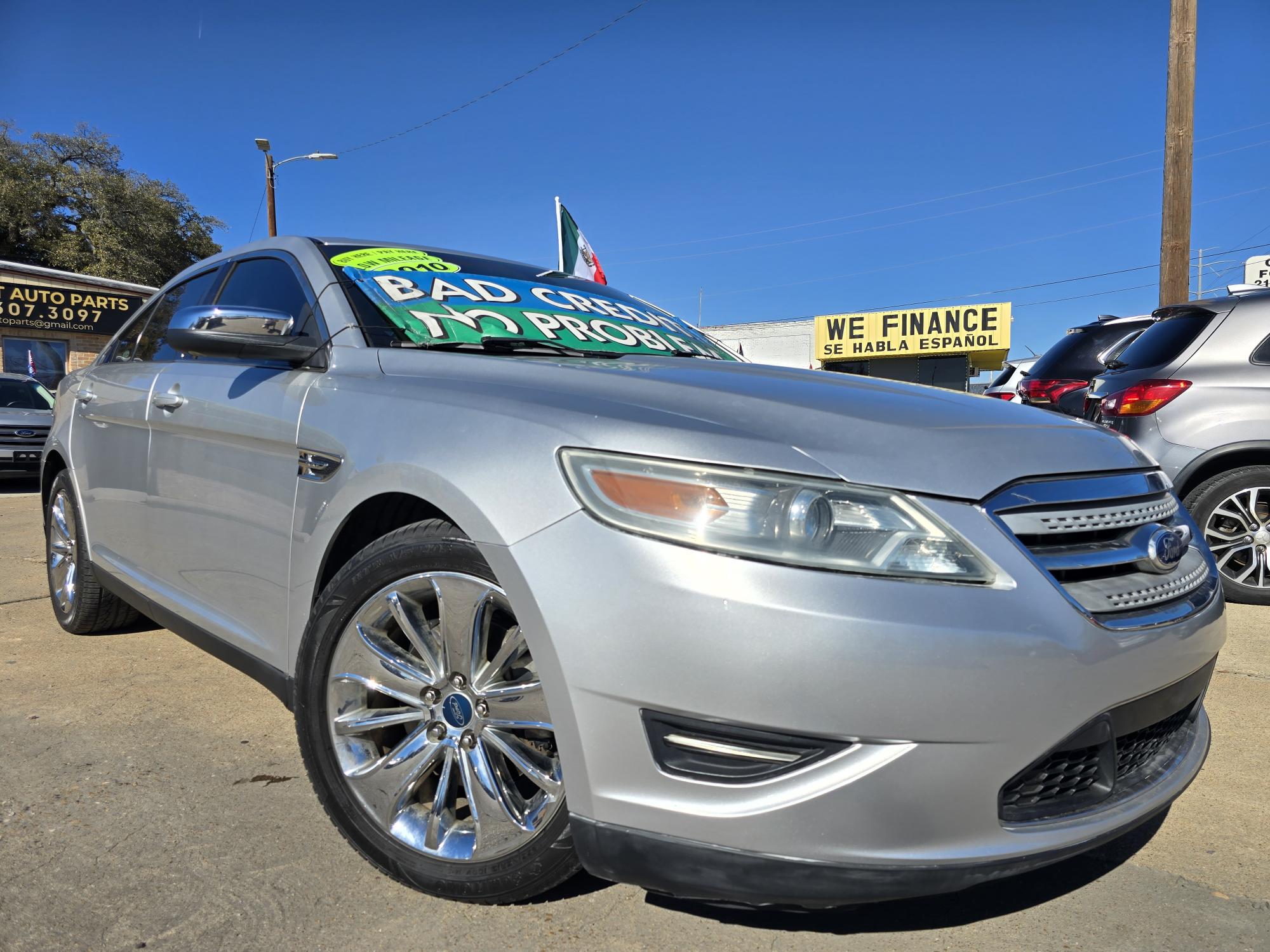 photo of 2010 Ford Taurus Limited Sedan